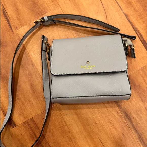 Kate Spade Crossbody purse - Picture 3 of 10